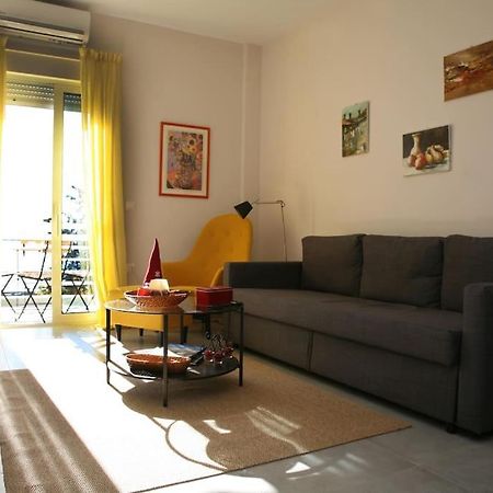 Lovely Sea Front Apartment 伊第亚 外观 照片