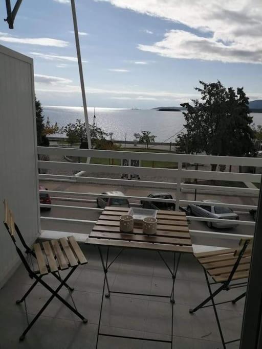 Lovely Sea Front Apartment 伊第亚 外观 照片