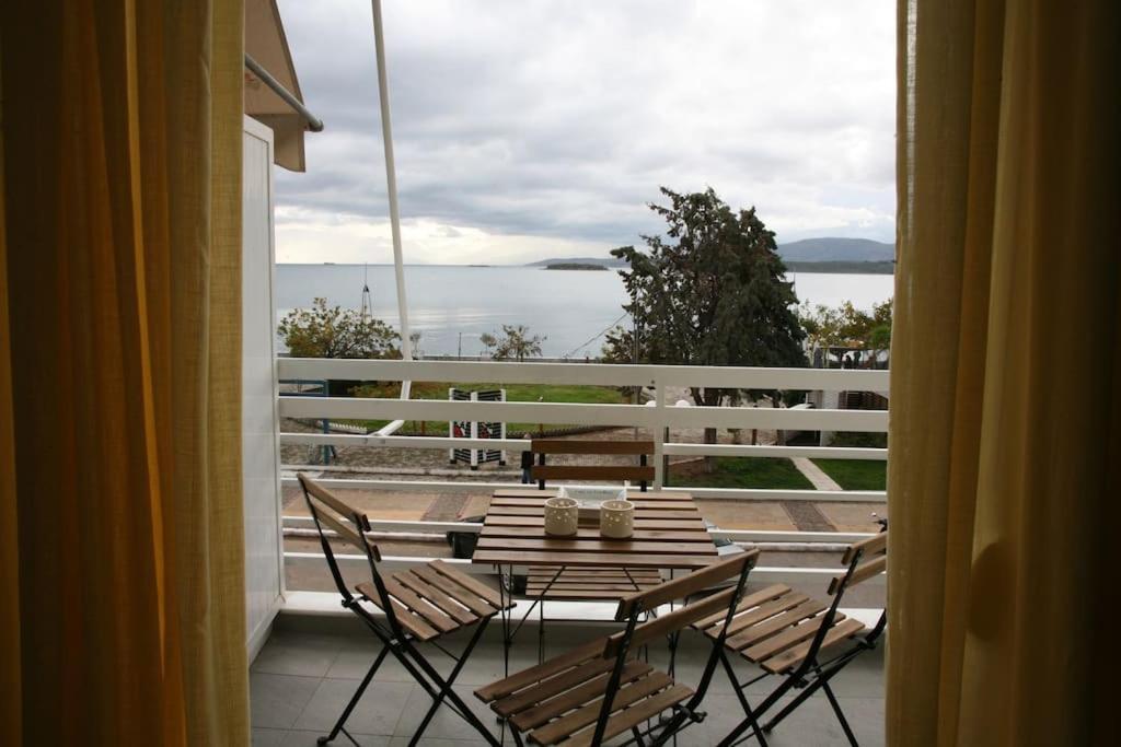 Lovely Sea Front Apartment 伊第亚 外观 照片
